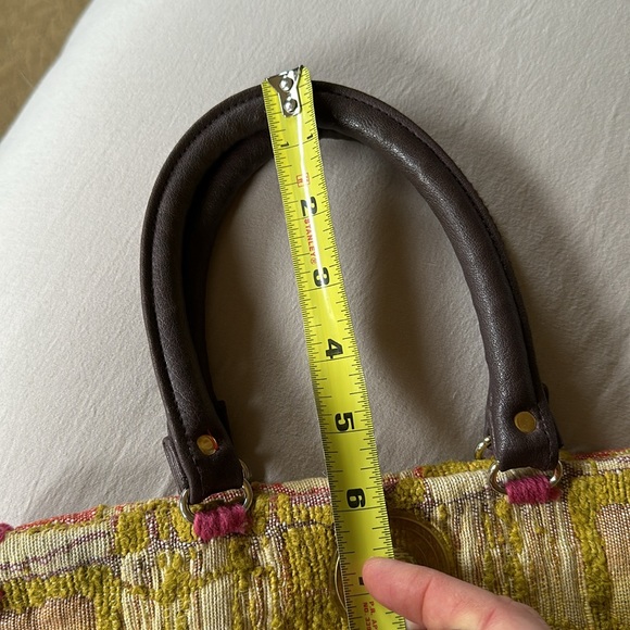 Funky handbag with leather handles - Picture 7 of 7